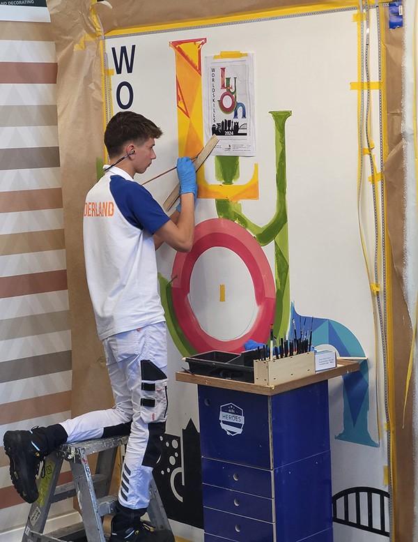 World Skills 2024_Stef Olimulder penseelopdracht_1024x606.jpg