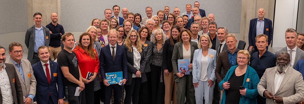 Henk den Boer MKB Nederland kennismaking vaste kamercommissie EZ_@rolfvankoppenfotografie_1024x606.jpg