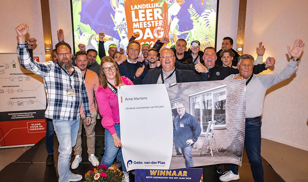 Beste Leermeester 2024 Arne Martens met collega's_1024x606.jpg